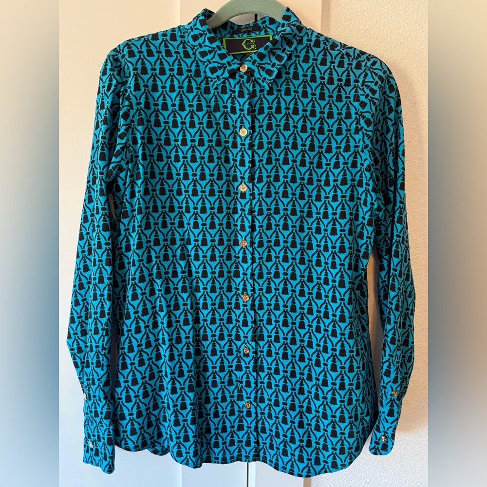C Wonder 100% Silk Button Down Blouse Small – Blue & Black Print